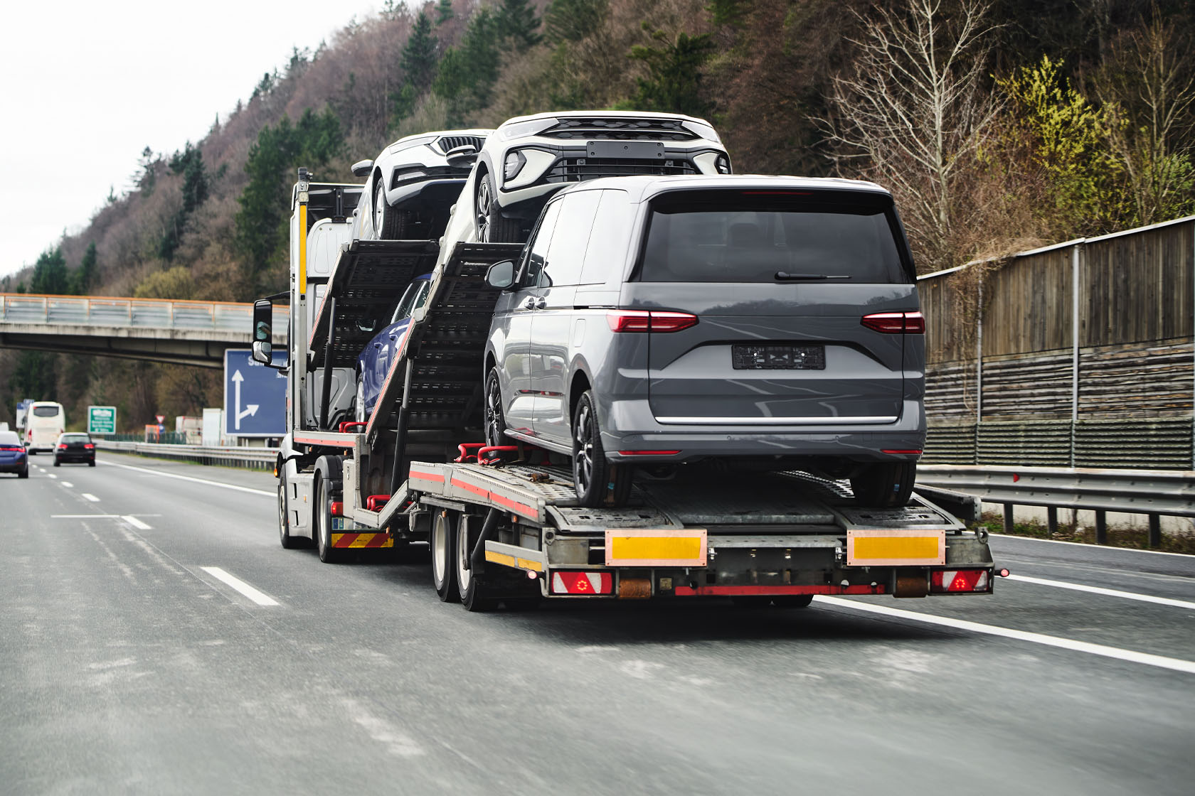 Como Contratar a Melhor Transportadora de Veículos?